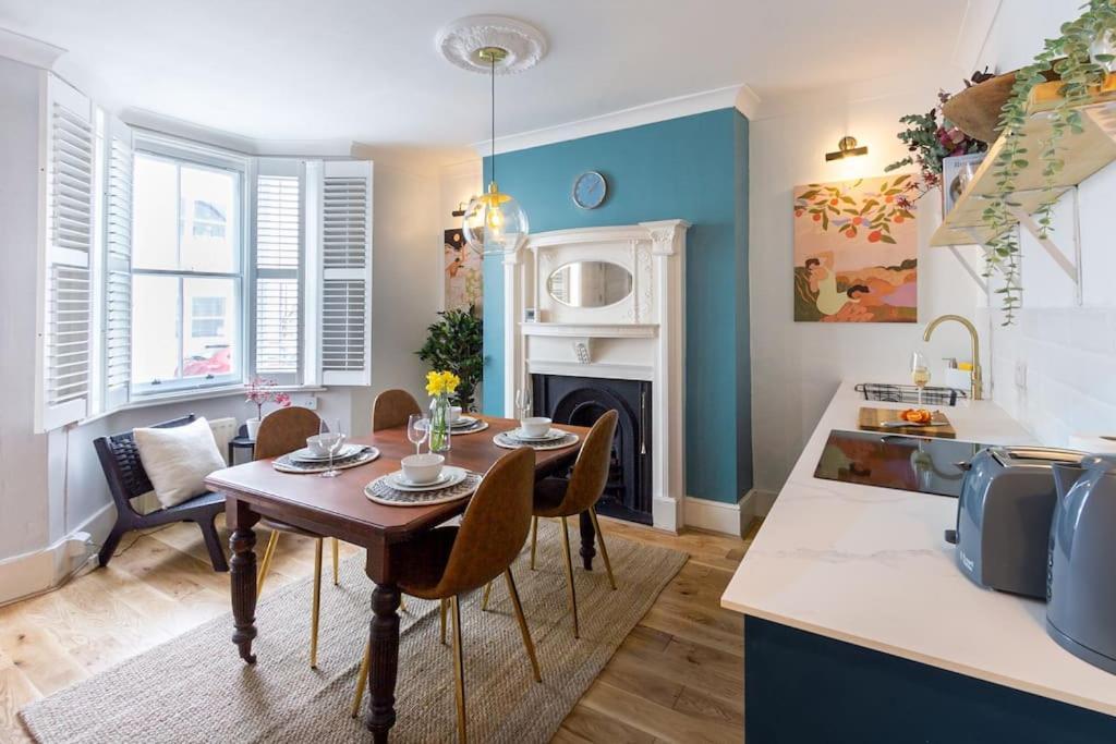 Regency Grade II Listed Townhouse By Centre And Beach Hove Exteriér fotografie