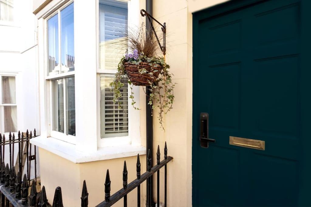 Regency Grade II Listed Townhouse By Centre And Beach Hove Exteriér fotografie