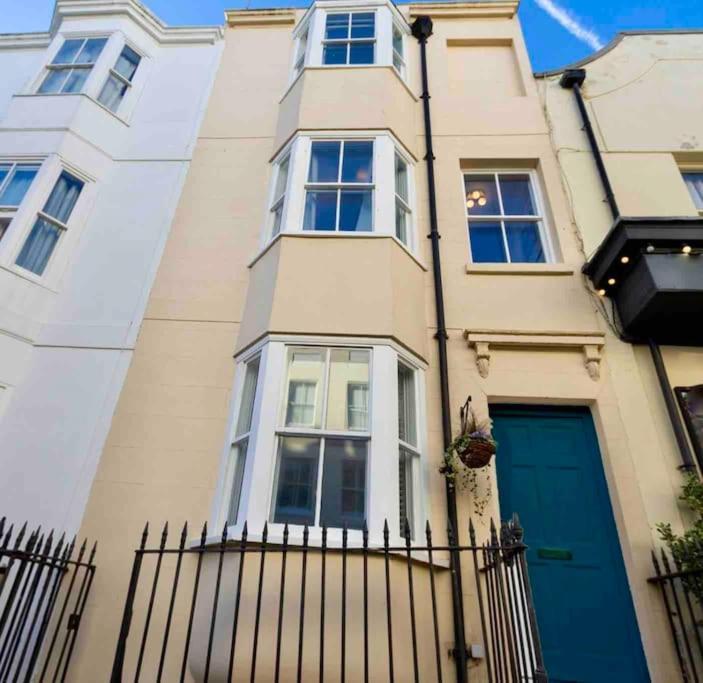 Regency Grade II Listed Townhouse By Centre And Beach Hove Exteriér fotografie